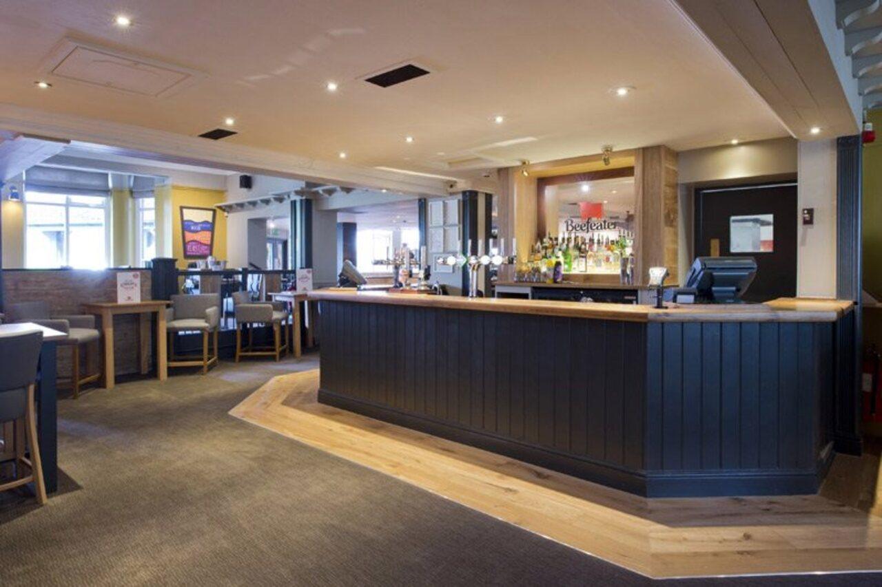 Ringway Premier Inn Manchester Airport מראה חיצוני תמונה