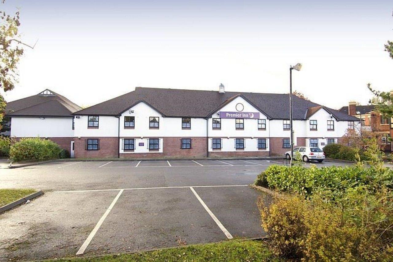 Ringway Premier Inn Manchester Airport מראה חיצוני תמונה